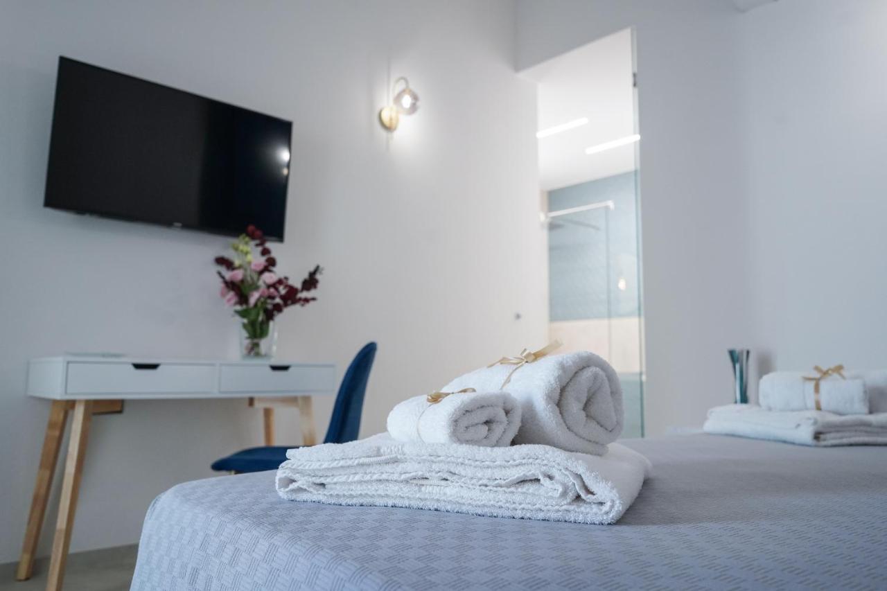 Thalassa Rooms อาโวลา ภายนอก รูปภาพ