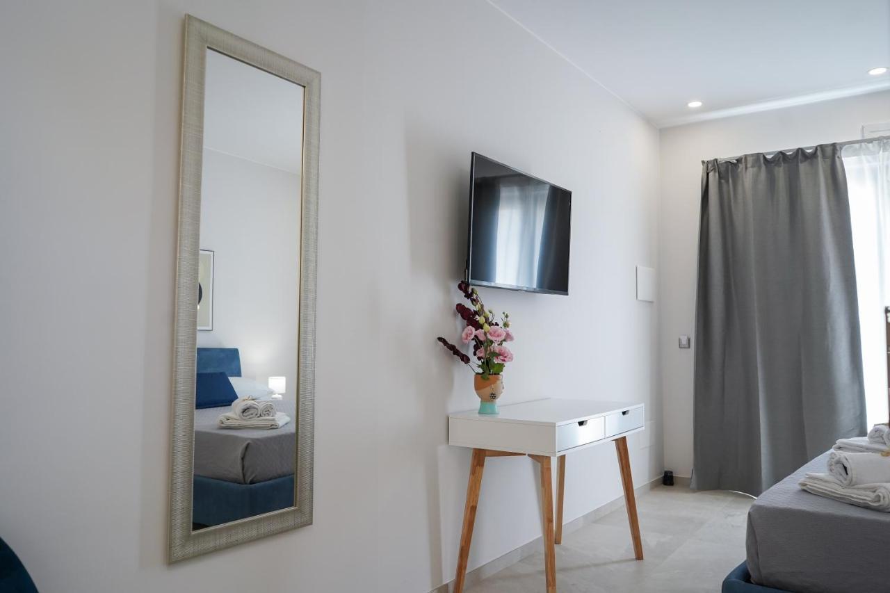 Thalassa Rooms อาโวลา ภายนอก รูปภาพ